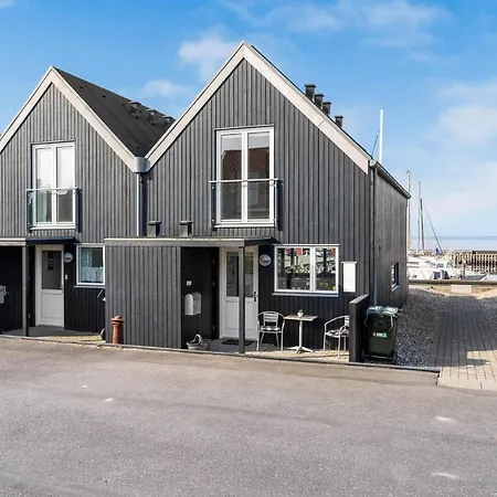 Hébergement de vacances Two-bedroom In Tranekar