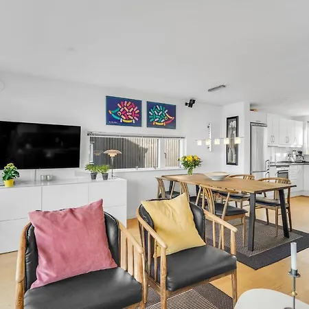 別荘 Two-bedroom In Tranekar *