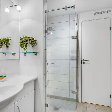 Two-bedroom In Tranekar Hébergement de vacances